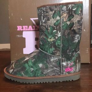 Brand New! Realtree Girl Carson Boots